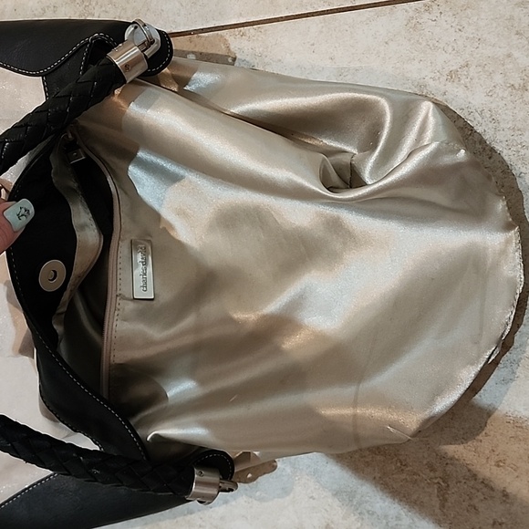 Charles David Hobo - Picture 8 of 11